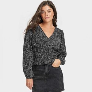 Universal Thread Women's S Cream/Black Balloon Long Sleeve Blouse Black NWT